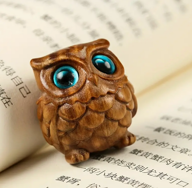 Hand Crafted Wooden/Resin Owl - Beige