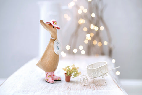 floral hat ducklings