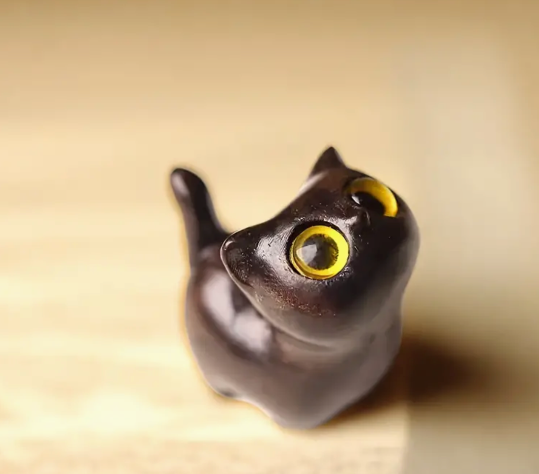 Hand Crafted Wooden Big Eye Cat