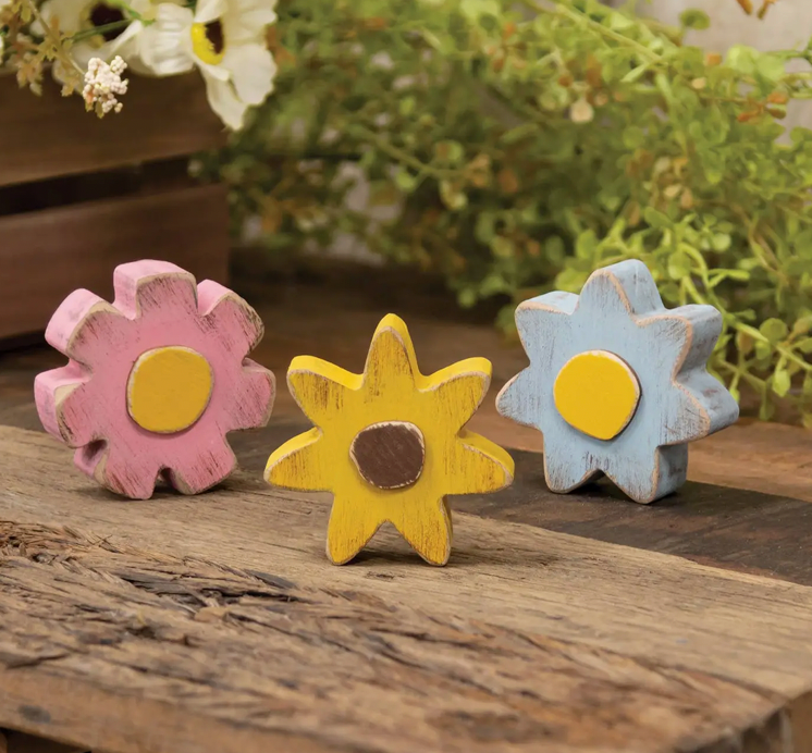 Distressed Chunky Wooden Spring Flower Sitters (3-pc Set)