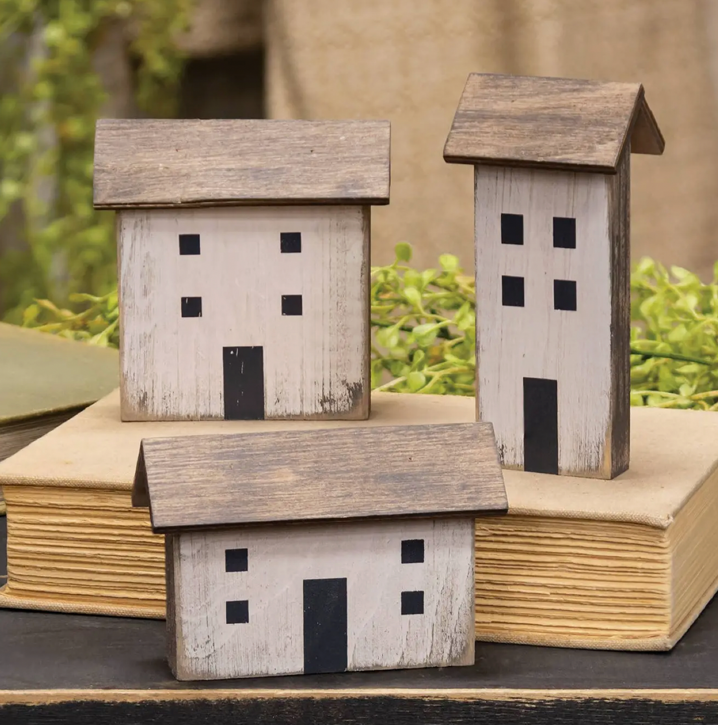 Distressed Gray Wooden Primitive House Sitter - 3 pc set