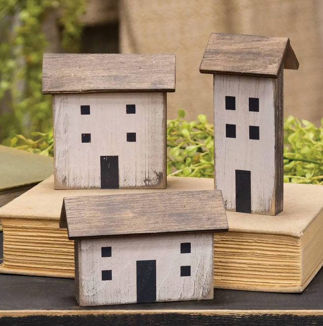 Distressed Gray Wooden Primitive House Sitter - 3 pc set