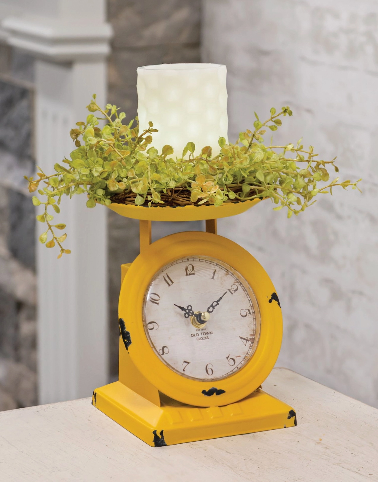 Sunflower Yellow Old Town Scale Clock